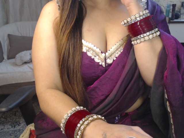 Mahimagic-doll's BongaCams show and profile