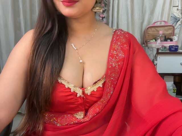 Mahimagic-doll's BongaCams show and profile