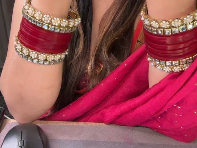 Mahimagic-doll's BongaCams show and profile