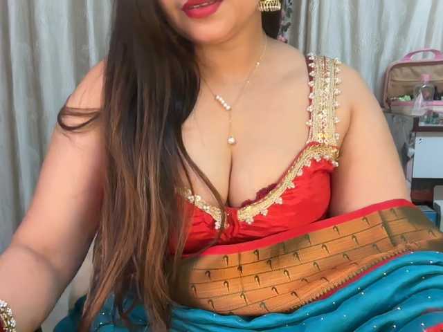 Mahimagic-doll's BongaCams show and profile