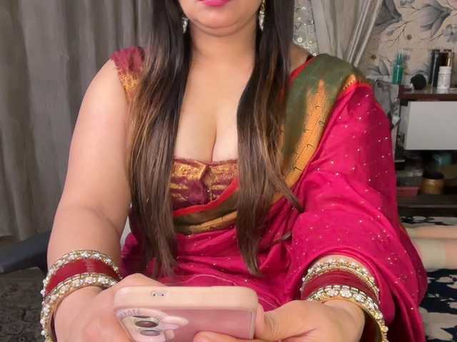 Mahimagic-doll's BongaCams show and profile