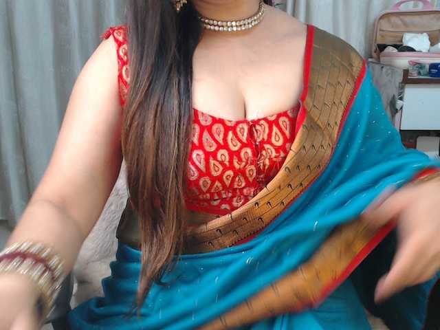 Mahimagic-doll's BongaCams show and profile