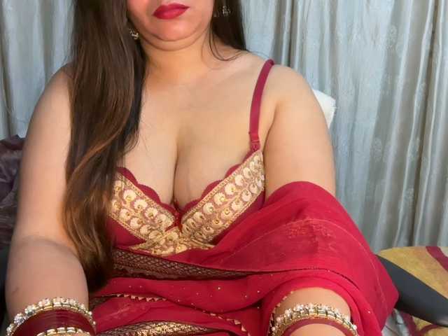 Mahimagic-doll's BongaCams show and profile