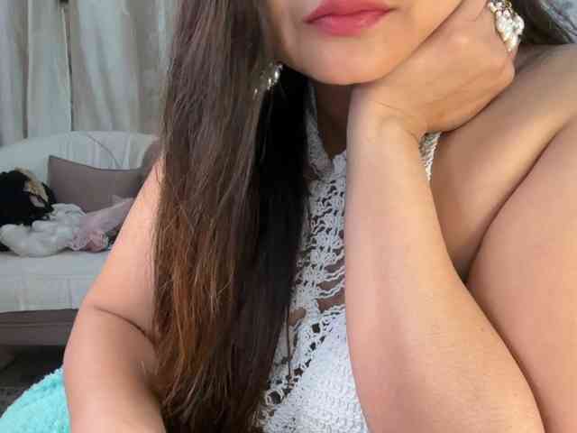 Mahimagic-doll webcam