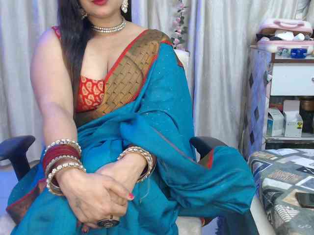 Mahimagic-doll webcam