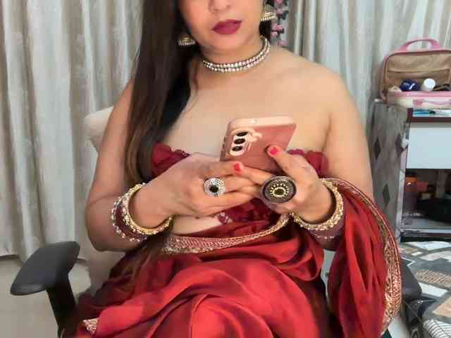 Mahimagic-doll webcam