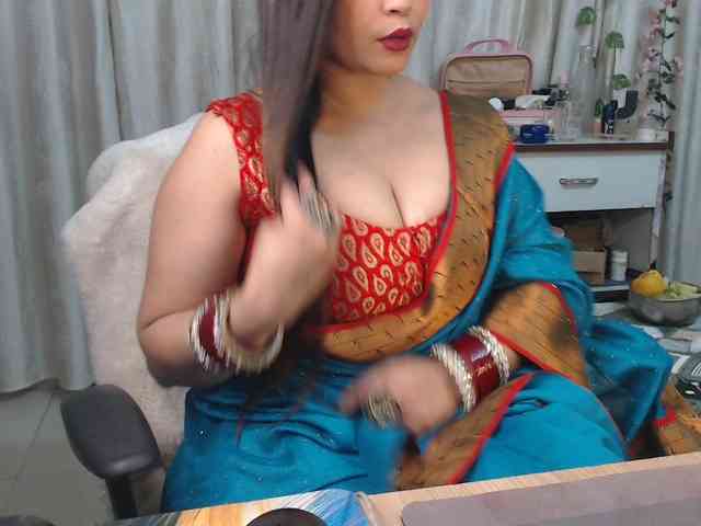 Mahimagic-doll webcam