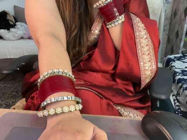 Mahimagic-doll webcam