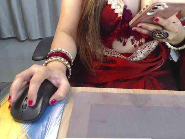 Mahimagic-doll webcam