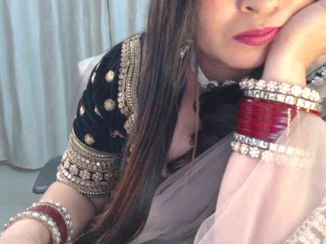 Mahimagic-doll webcam