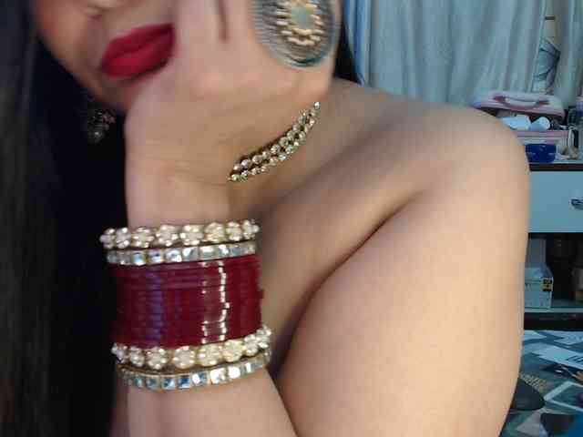 Mahimagic-doll webcam