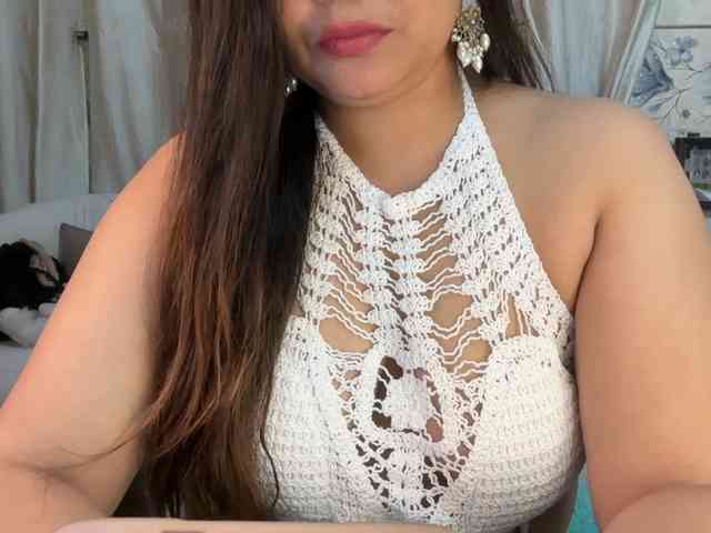 Mahimagic-doll webcam