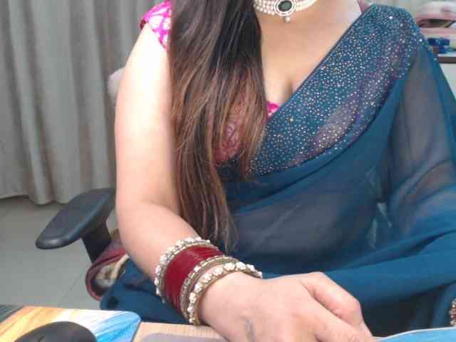 Mahimagic-doll webcam