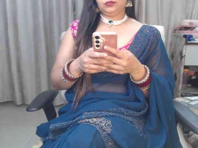 Mahimagic-doll webcam