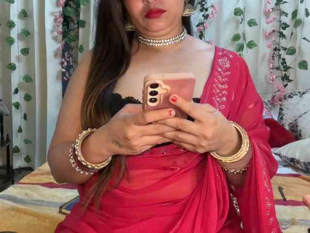 Mahimagic-doll webcam