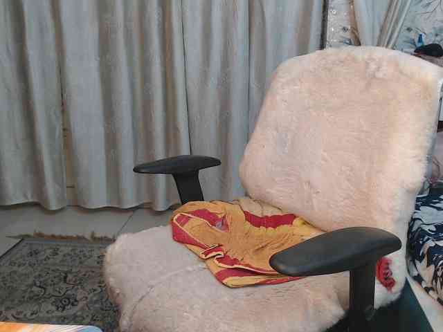 Mahimagic-doll webcam