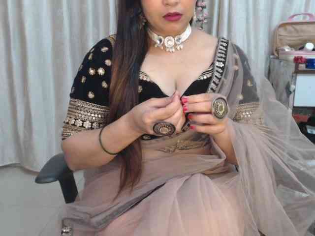 Mahimagic-doll webcam