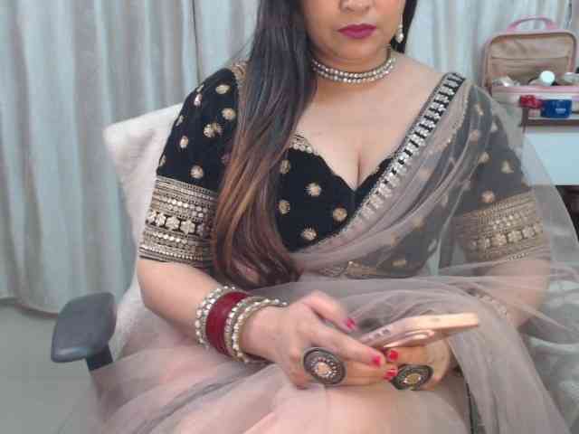 Mahimagic-doll webcam