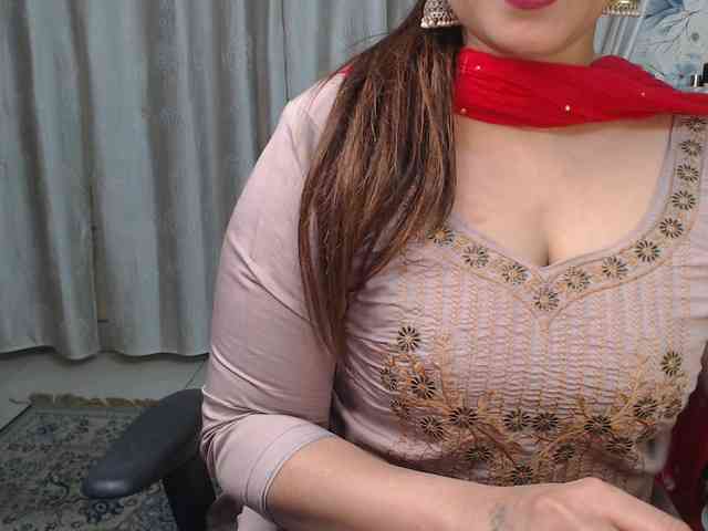 Mahimagic-doll webcam