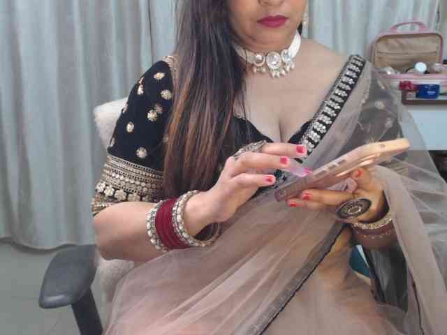 Mahimagic-doll webcam