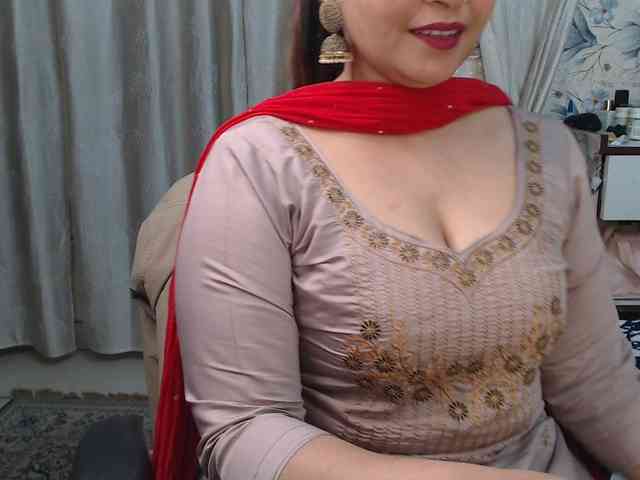 Mahimagic-doll webcam