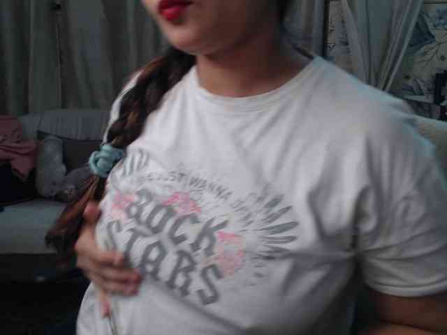 Mahimagic-doll webcam