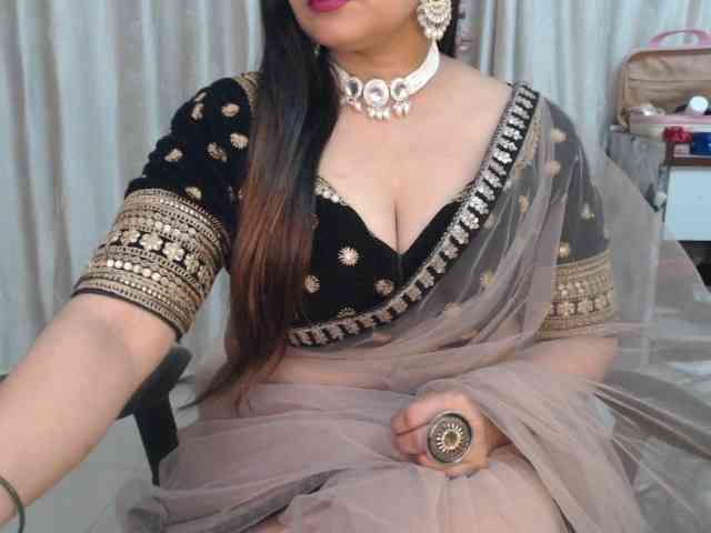 Mahimagic-doll Live Webcam on BongaCams