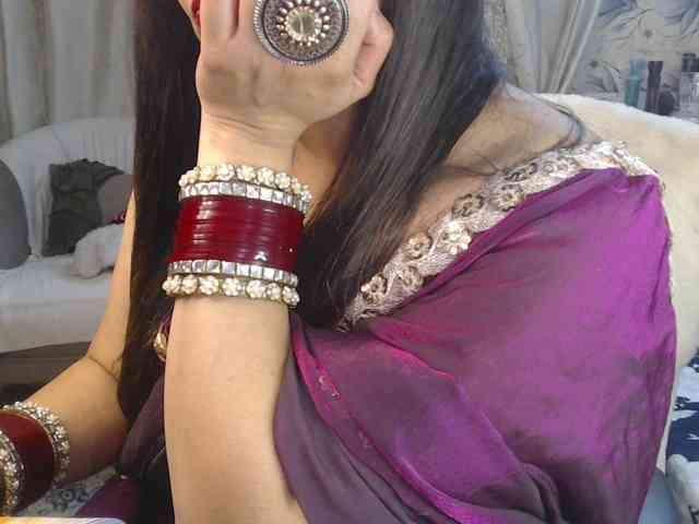 Mahimagic-doll webcam