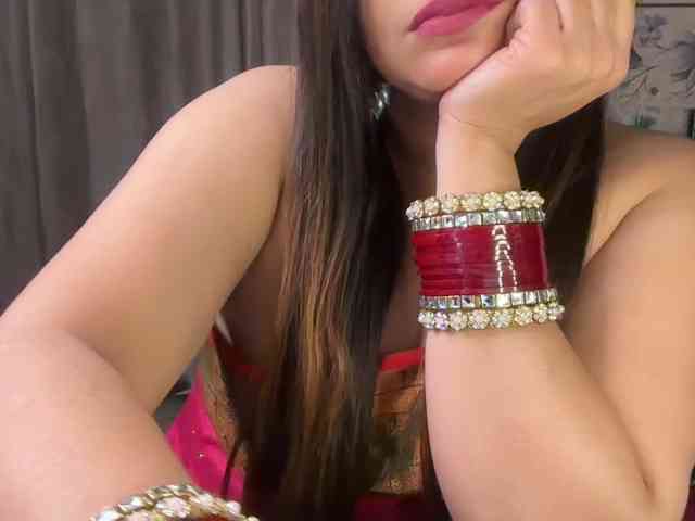 Mahimagic-doll webcam