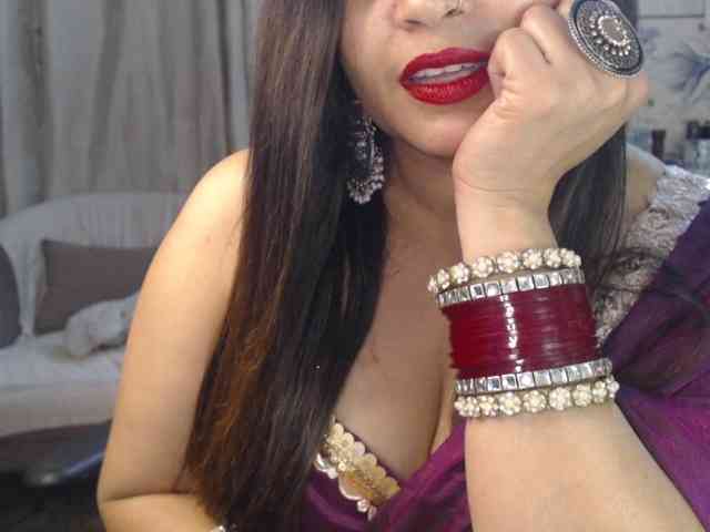 Mahimagic-doll webcam