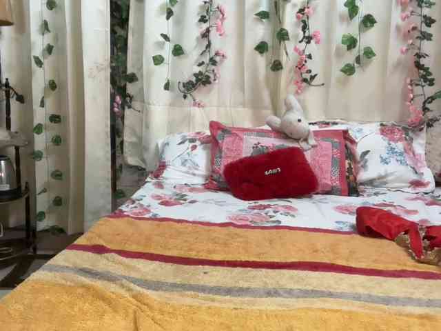 Mahimagic-doll webcam