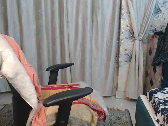 Mahimagic-doll webcam