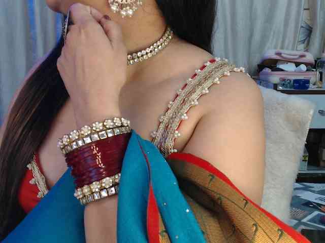 Mahimagic-doll webcam