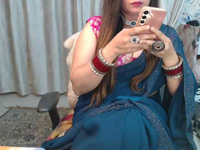 Mahimagic-doll webcam