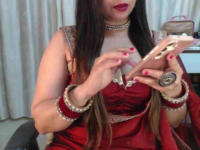 Mahimagic-doll webcam