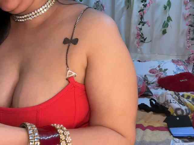 Mahimagic-doll webcam