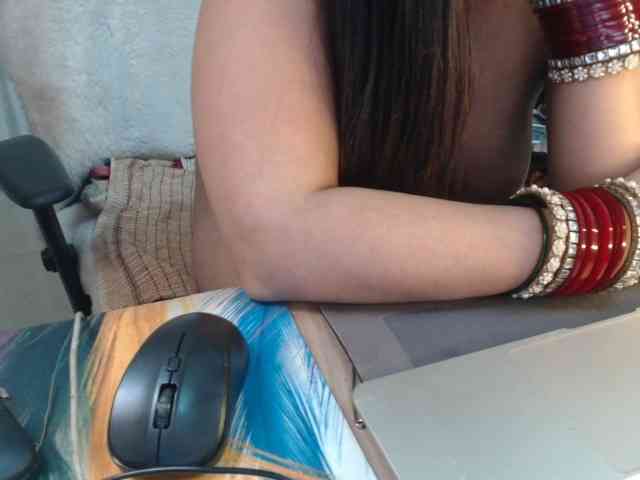 Mahimagic-doll webcam