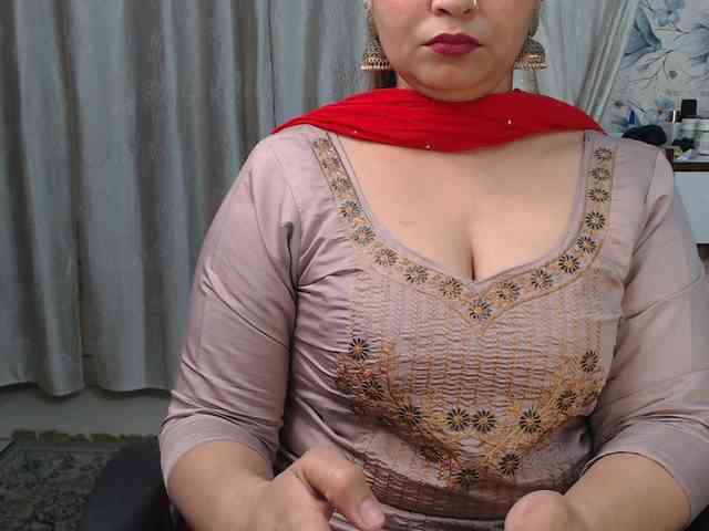 Mahimagic-doll webcam