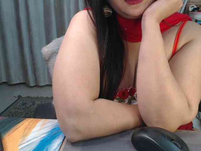 Mahimagic-doll webcam