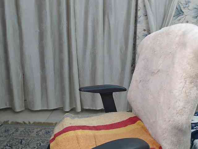 Mahimagic-doll webcam