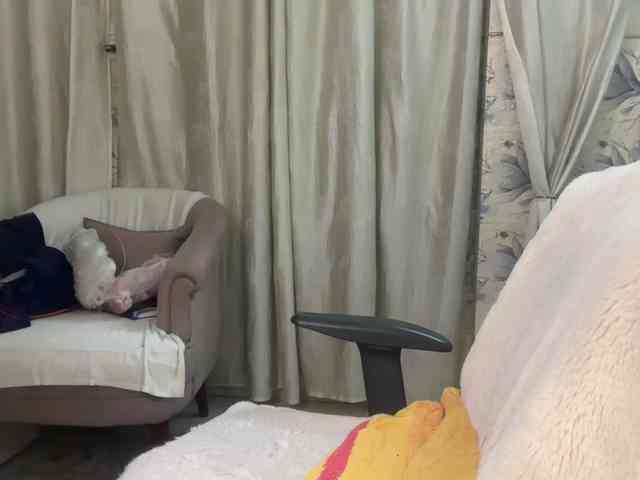 Mahimagic-doll webcam