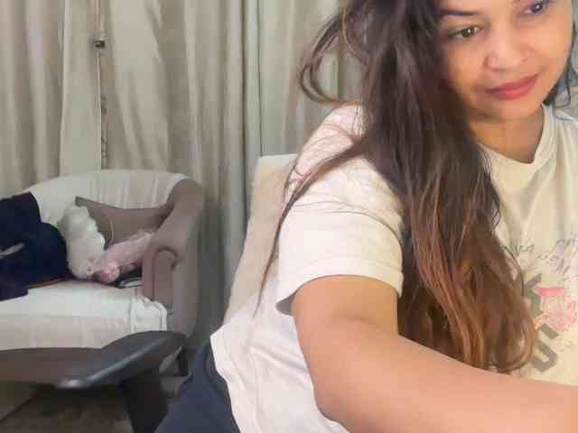 Mahimagic-doll webcam