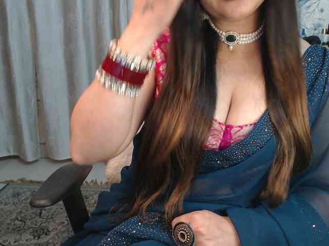 Mahimagic-doll webcam