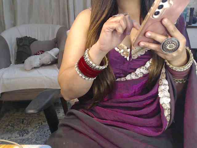 Mahimagic-doll webcam