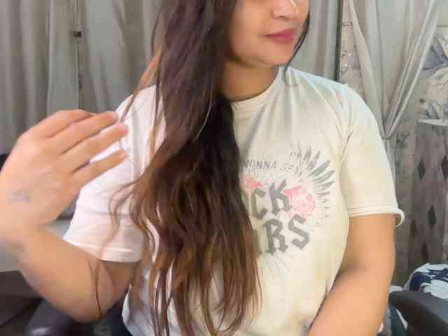 Mahimagic-doll webcam