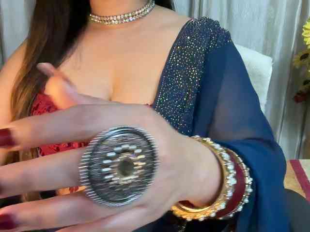 Mahimagic-doll webcam