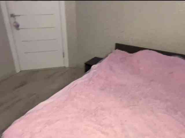 LaniMcgranahan webcam