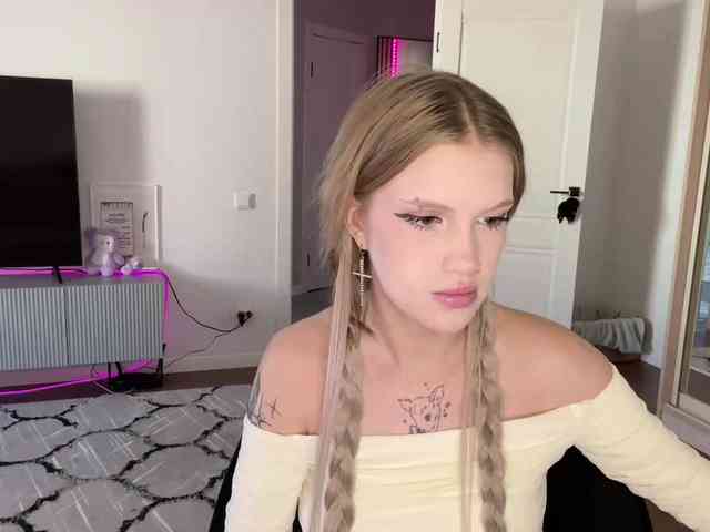 LaniMcgranahan webcam