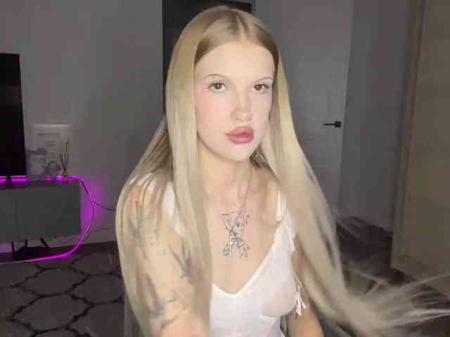 LaniMcgranahan webcam