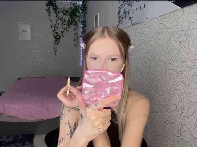 LaniMcgranahan webcam